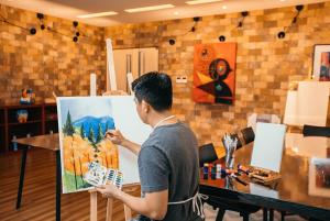 Staycation Condo - WiFi - Gym and Pool - 3 beds