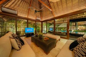 Villa Ramadewa Beachside with Authentic Charm