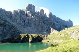 Sunny and cosy holiday apartment in the Dolomites