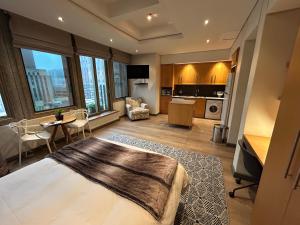 Upmarket Studio Apartment in Cape Town City Centre - Cartwrights Corner