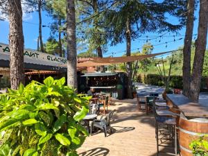 Campings Camping Des Mimosas : photos des chambres