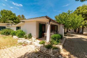 One-Bedroom Bungalow room in Villaggio Camping Spiaggia Lunga