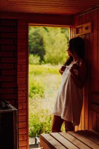 Nowoczesne Domki na Łące & Domki na Drzewie - Kołobrzeg - Sauna & Balia - PolanaGlamp