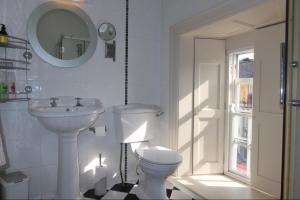 Geoghegans Magpie Bar and B&B