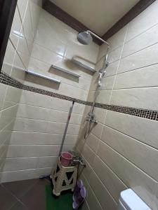 Calm Family Apt, 15m to Beach