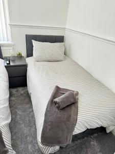 Modern House In Acocks Green - Free Parking & Wi-Fi