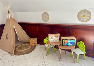 Maisons de vacances Nouveau, Grand gite avec vue sur le Mont : photos des chambres