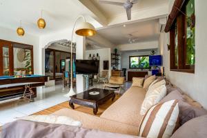 Spacious 2BR Villa Madeus with Gym Corner, Private Pool, Garden & Billard in Canggu -Bali