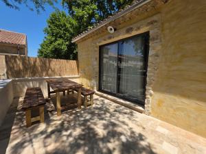 Villas Domaine de la Tapie de Bouchet - en Camargue : Villa - Vue sur Jardin