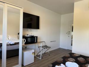 city stay at gouger 433