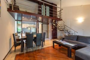 Sunny City Centre Suite