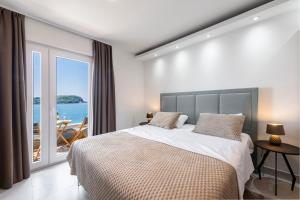 Amazing beach villa Becir stay - Molunat near Dubrovnik