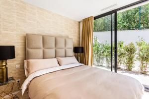 Appartements Azure Apartment : photos des chambres