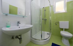 Awesome Apartment In Lukovo Sugarje