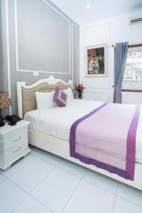 Hanoi 0riental Hotel and Travel