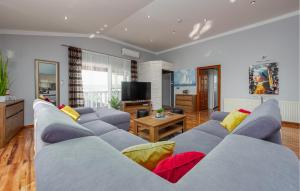 Beautiful Home In Turanj 