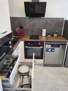 Sea view luxury appartment-parking