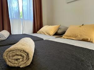 Cozy apartment with private yard