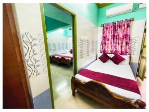 THIRUNALLAR Udhayam Residency INN