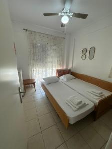 Nikoleta Summer Glow