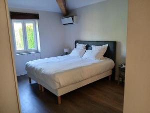 Villas Villa spacieuse a Crozes-Hermitage avec piscine privee : photos des chambres