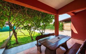 Five-Bedroom Holiday Home In Fazana