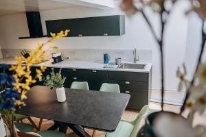 Villa dHorus, places de parking privées, 500m de la mer