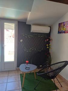 Love hotels Maison avec jacuzzi : photos des chambres