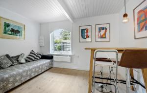 3 Bedroom Cozy Home In Højby