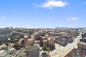 1BD City-Centre Magical Views