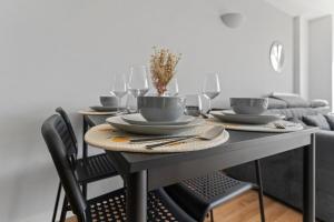 1BD City-Centre Magical Views