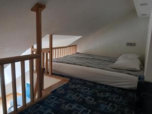 Spacy apartment on Laisves avenue