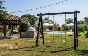 Gorgeous Home In Loc, Avenale, Cingoli