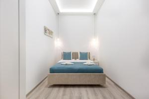 Black Marble Unique Design near Danube River