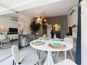 Maisons de vacances House La Palmeraie 4p-Garden-wifi-park-jacuzzi : photos des chambres