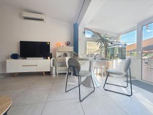 Maisons de vacances House La Palmeraie 4p-Garden-wifi-park-jacuzzi : photos des chambres