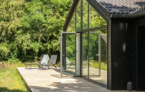 5 Bedroom Nice Home In Græsted