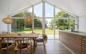 5 Bedroom Nice Home In Græsted