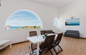 Stunning Apartment In Balestrate