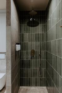 Hangar C gastensuites