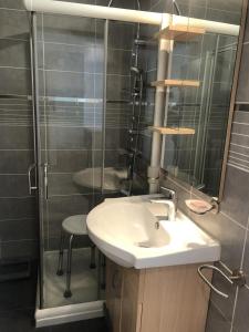 Appartement T3 58 m2, Le République, centre-ville, climatisé, balcon