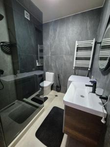 50 meters from the Black Sea coast, Malo