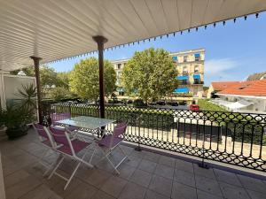 Appartements Arcachon Centre : T2 tout equipe a 150m de la plage avec loggia et parking securise - FR-1-433-5 : photos des chambres