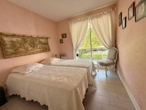 Appartements Arcachon Centre : T2 tout equipe a 150m de la plage avec loggia et parking securise - FR-1-433-5 : photos des chambres