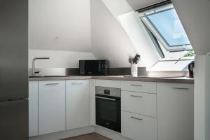 Appartements LOGODEN - Appartement TOUT CONFORT 2 Chambres, proximite gare, parking prive : photos des chambres