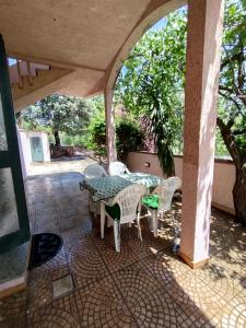 La casa nel borgo, in a cozy charming village, 15 min to Beach, Small pets welcome