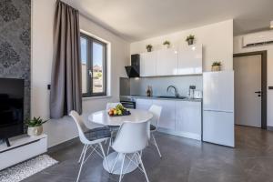 Golden Sunset Sutivan - Exclusive 4-Star Apartment