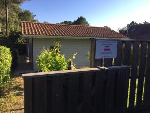 B&B / Chambres d'hotes AUX PETITS BAGANAIS : photos des chambres