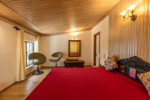 Modern 2BHK near Naini Lake Rustic Retreat