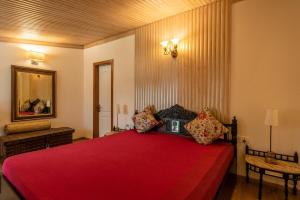 Modern 2BHK near Naini Lake Rustic Retreat
